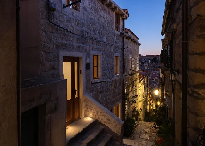 Old Town Olive Luxury Room For 2